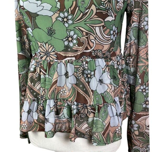 NWT Love Fire Layered Babydoll Blouse Cappuccino Desert Floral Green Tan Small - Picture 2 of 13